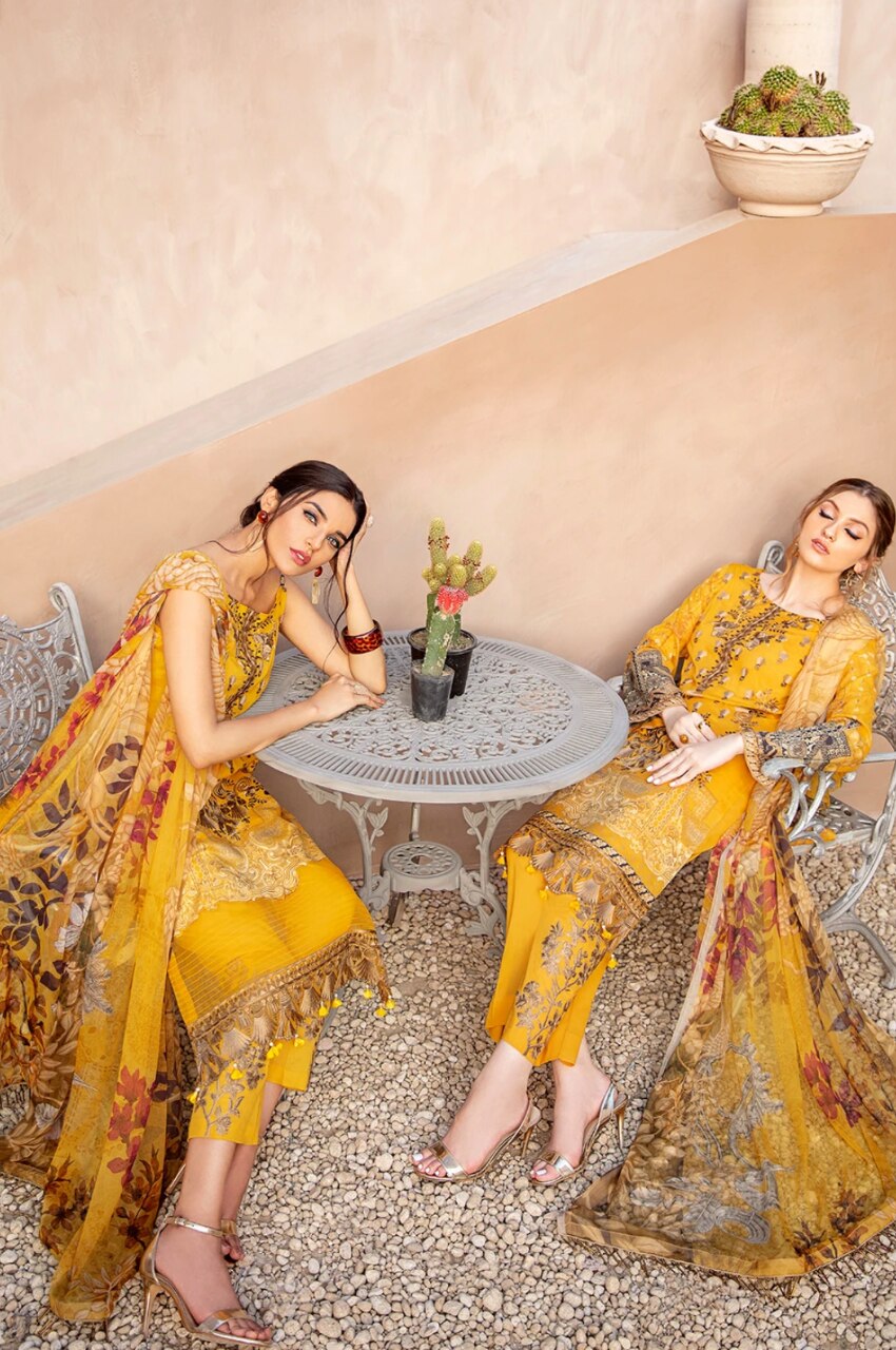 Ramsha Chevron Lawn Vol.4 C-410 - Image 3